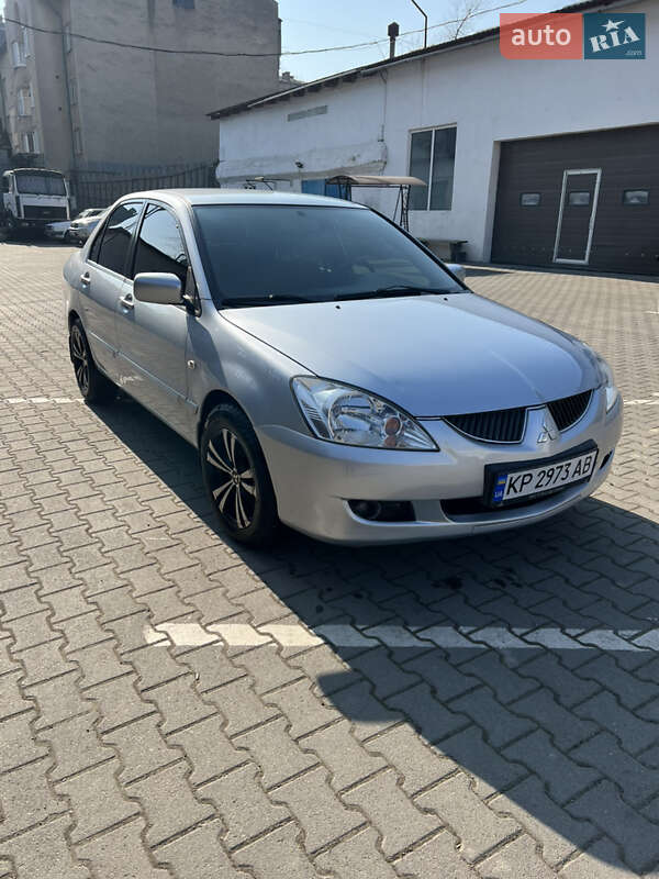 Mitsubishi Lancer (2005)