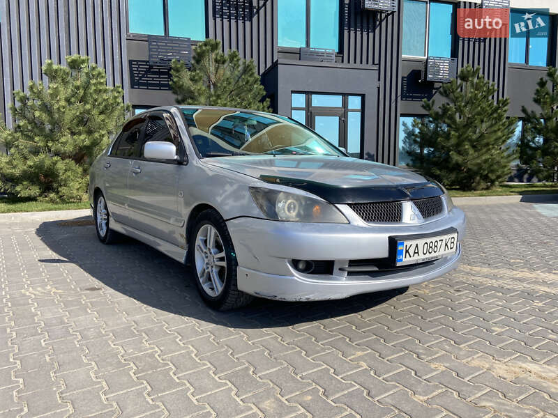 Mitsubishi Lancer (2005)