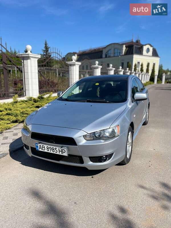 Mitsubishi Lancer (2009)