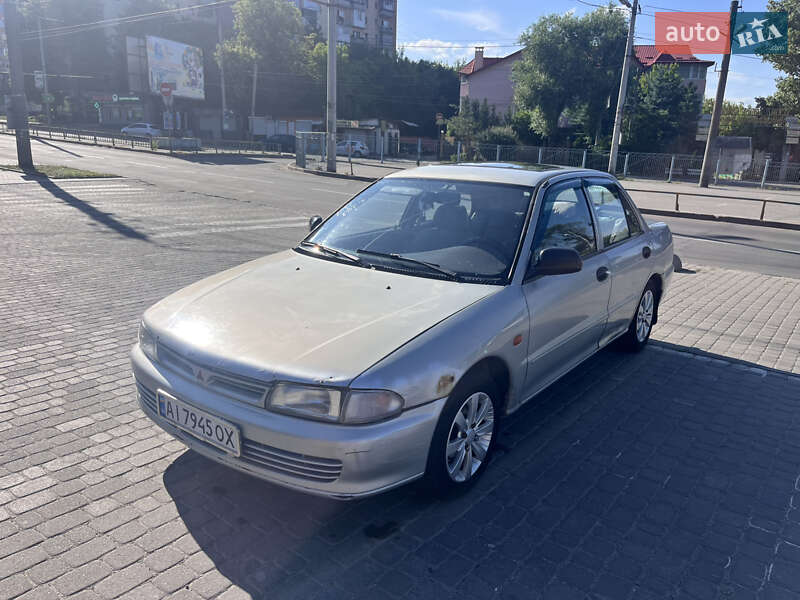 Mitsubishi Lancer (1995)