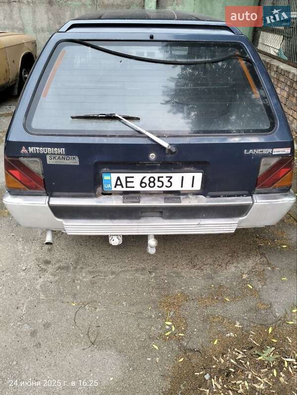 Mitsubishi Lancer (1988)