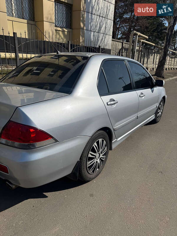 Mitsubishi Lancer (2007)