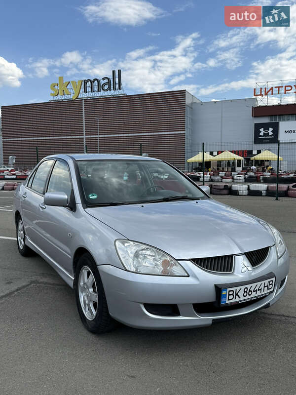 Mitsubishi Lancer (2003)