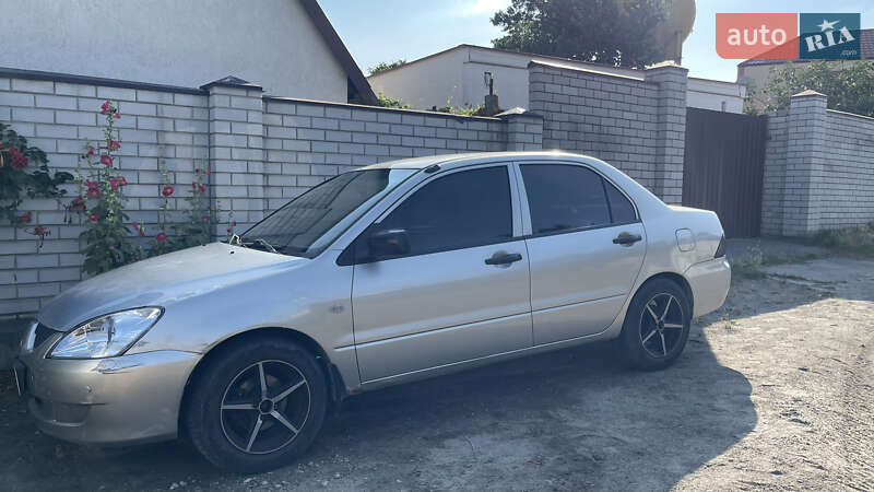 Mitsubishi Lancer (2005)