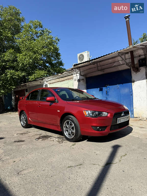 Mitsubishi Lancer (2011)