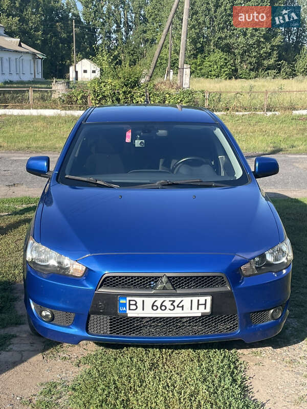 Mitsubishi Lancer (2010)