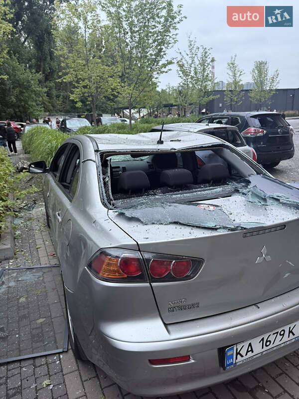 Mitsubishi Lancer (2012)