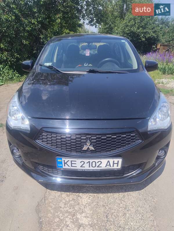 Mitsubishi Mirage (2020)