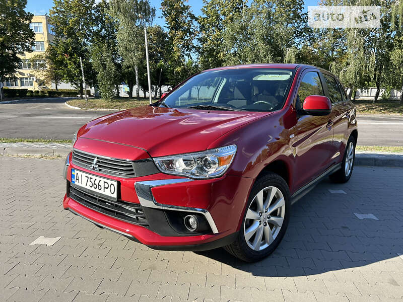 Mitsubishi Outlander sport (2014)