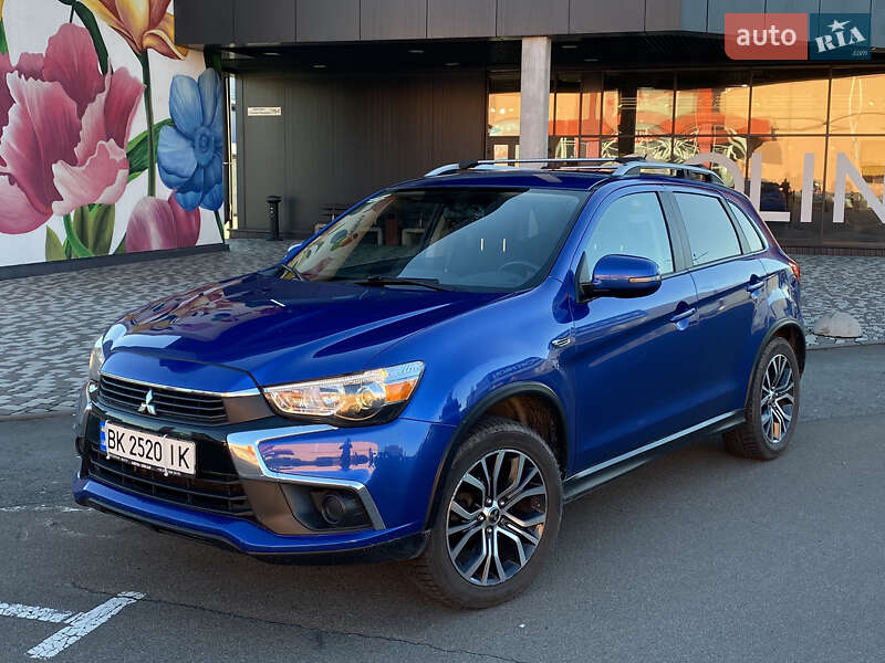Mitsubishi Outlander sport (2016)
