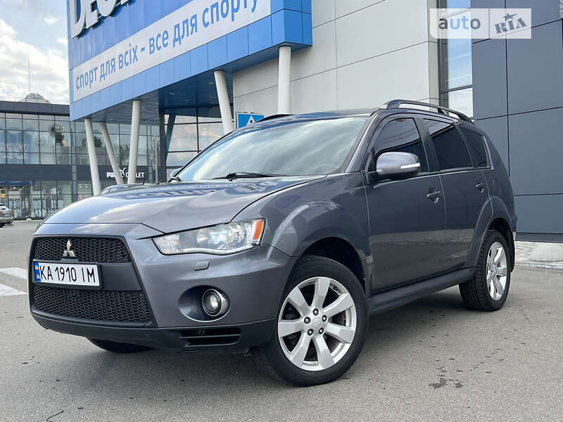 Mitsubishi Outlander xl (2011)