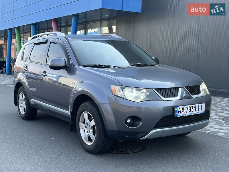 Mitsubishi Outlander xl (2008)