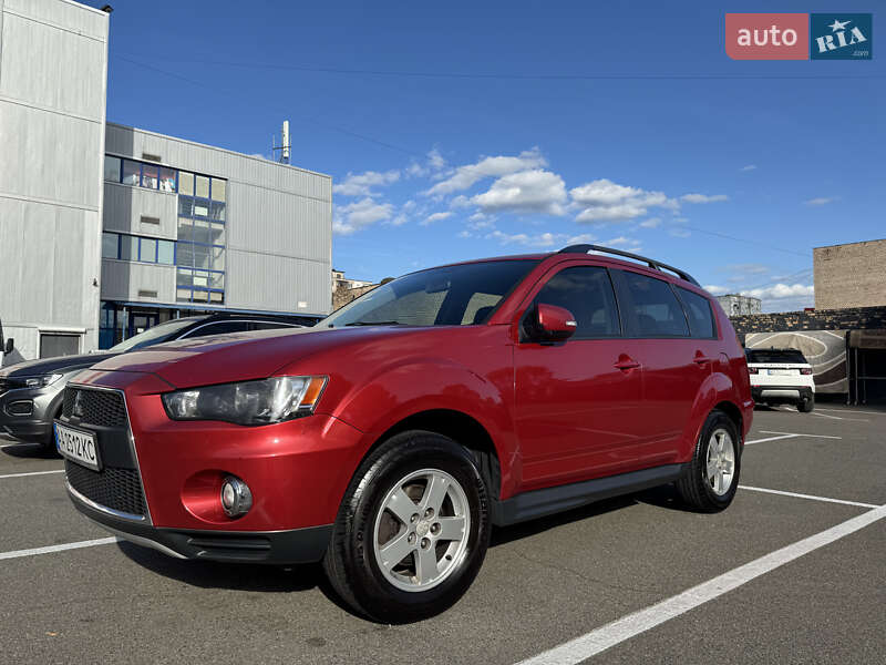 Mitsubishi Outlander xl (2012)