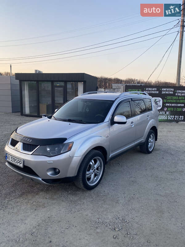 Mitsubishi Outlander (2007)