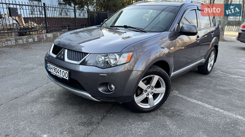 Mitsubishi Outlander (2007)