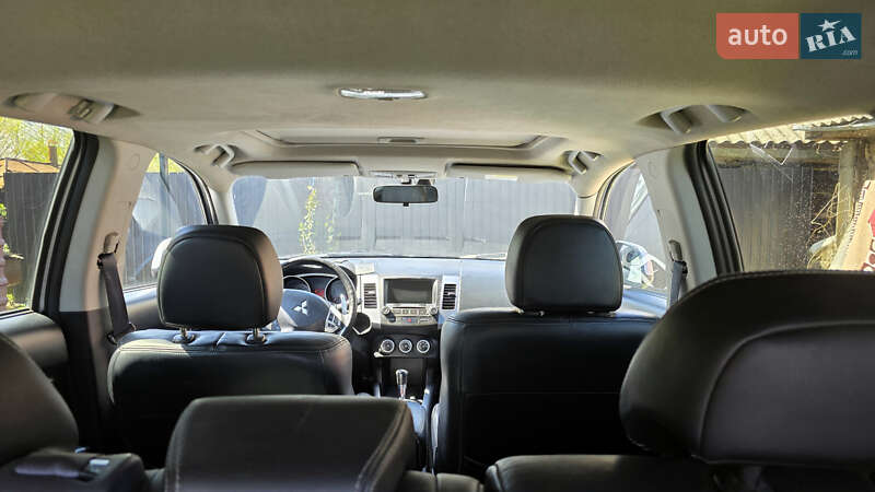 Mitsubishi Outlander (2008)