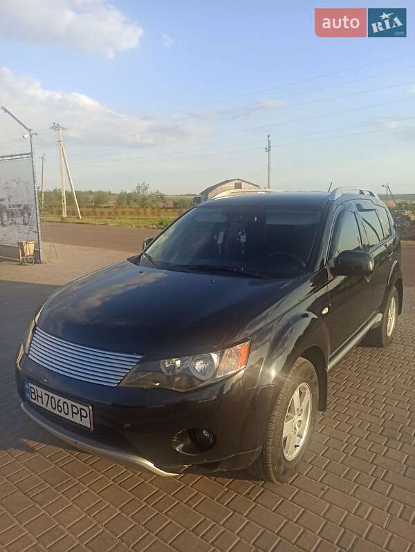 Mitsubishi Outlander (2007)