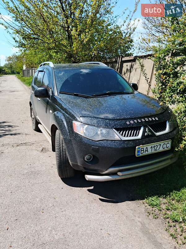 Mitsubishi Outlander (2007)