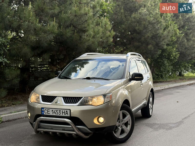 Mitsubishi Outlander (2008)
