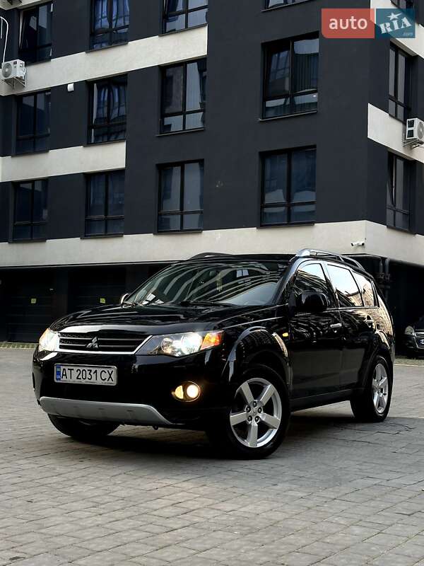 Mitsubishi Outlander (2008)