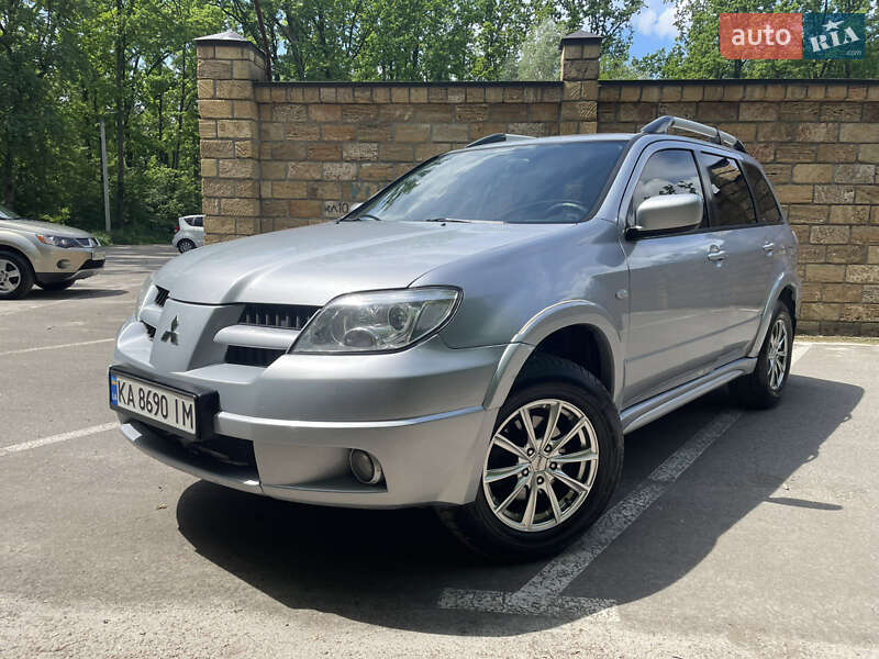 Mitsubishi Outlander (2007)