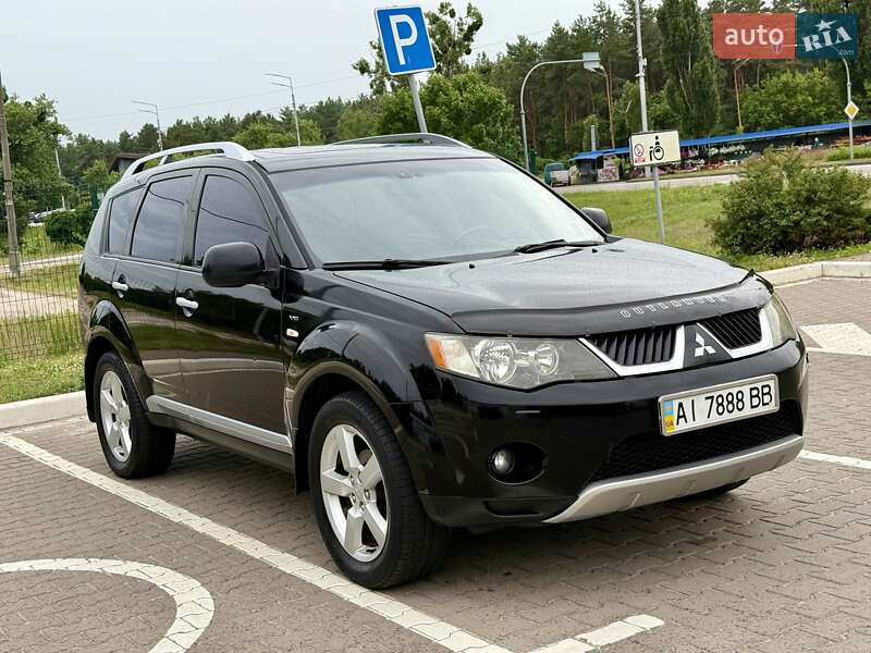 Mitsubishi Outlander (2008)
