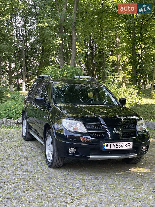 Mitsubishi Outlander (2008)