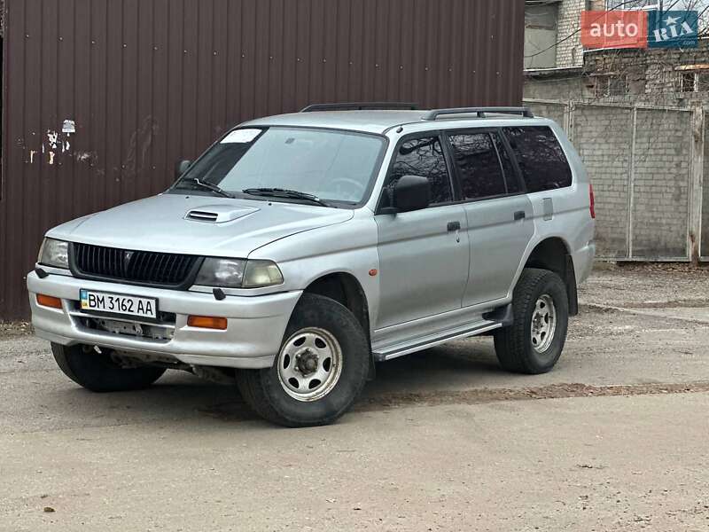 Mitsubishi Pajero sport (1999)
