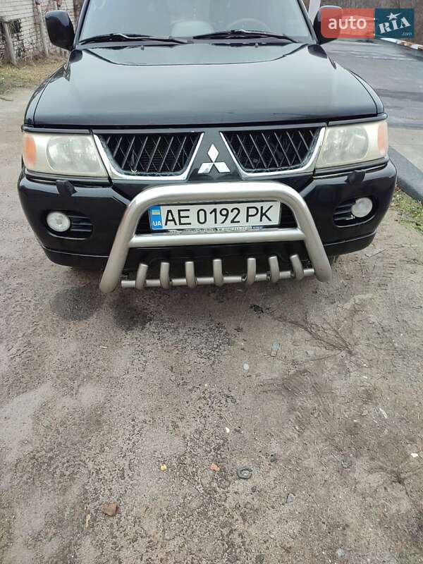 Mitsubishi Pajero sport (2007)