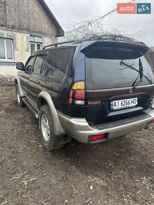 Mitsubishi Pajero sport (2004)