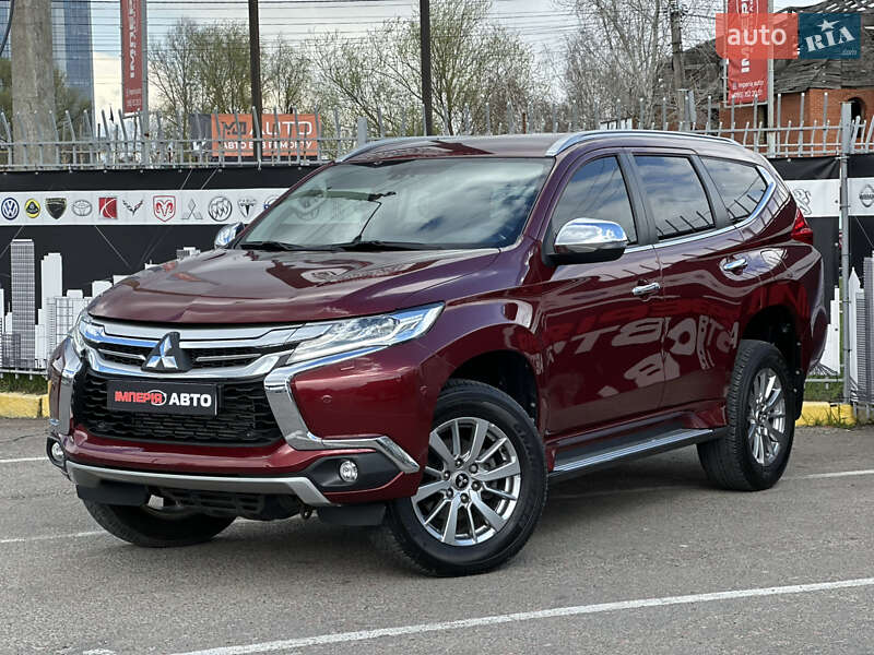 Mitsubishi Pajero sport (2019)