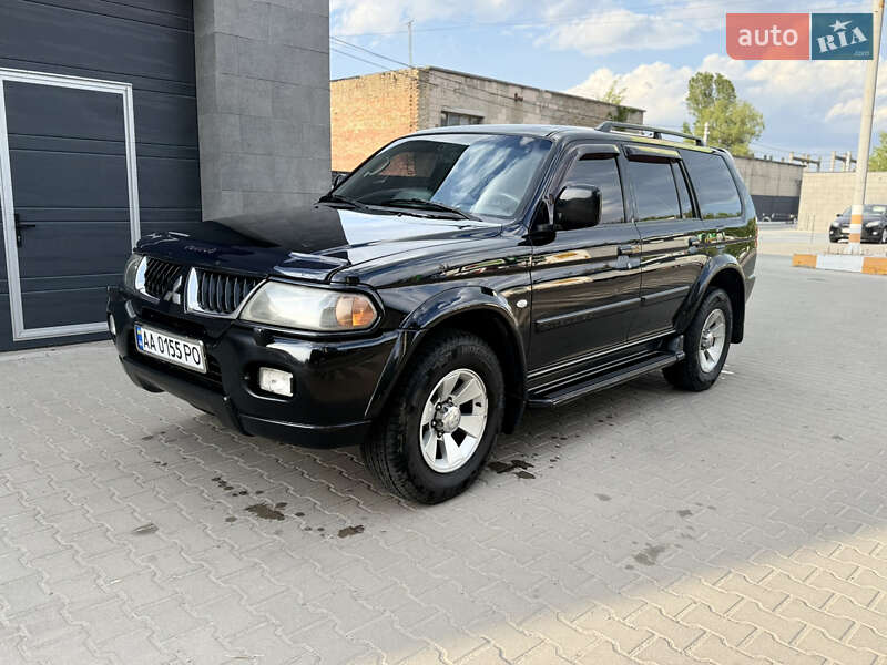 Mitsubishi Pajero sport (2006)