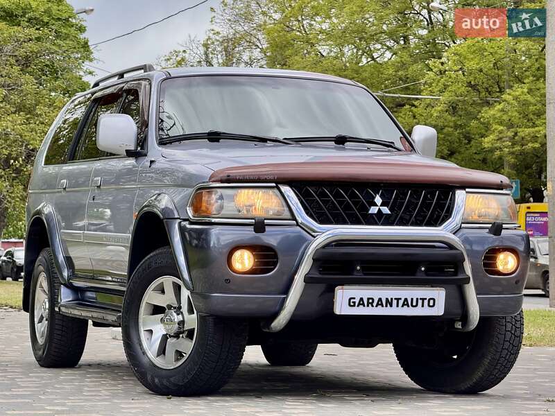 Mitsubishi Pajero sport (2004)