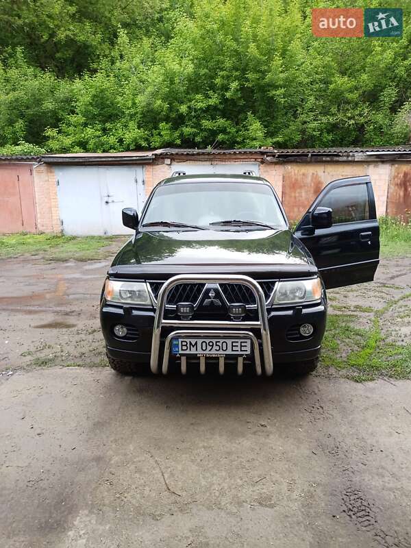 Mitsubishi Pajero sport (2007)