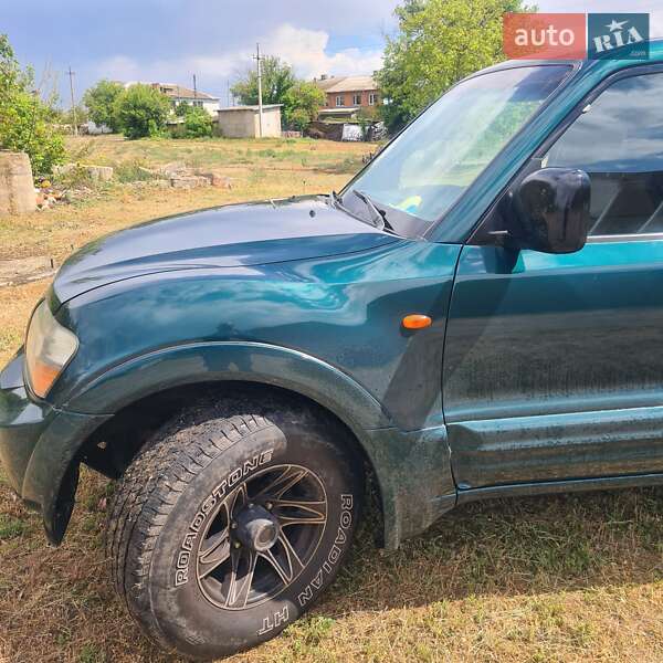 Mitsubishi Pajero wagon (2001)