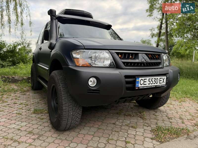 Mitsubishi Pajero wagon (2004)
