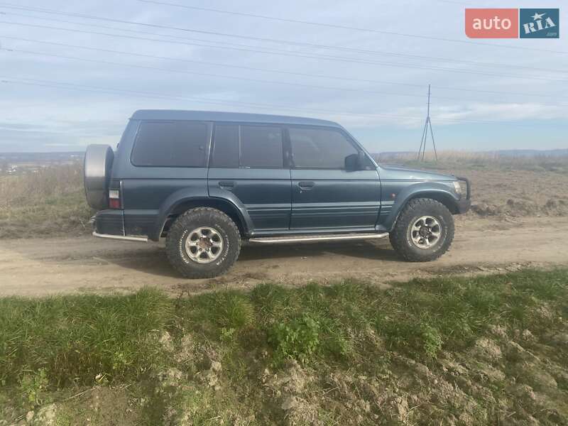 Mitsubishi Pajero (1993)