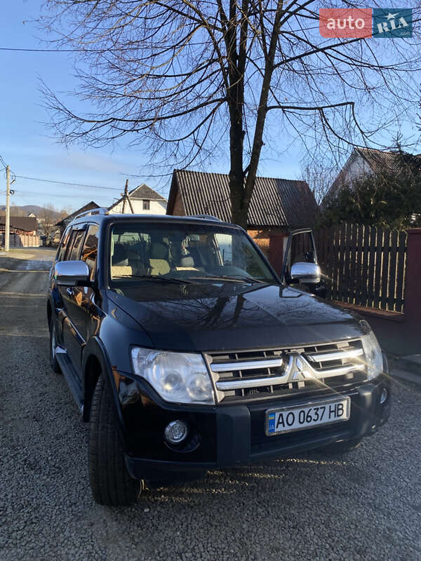 Mitsubishi Pajero (2007)