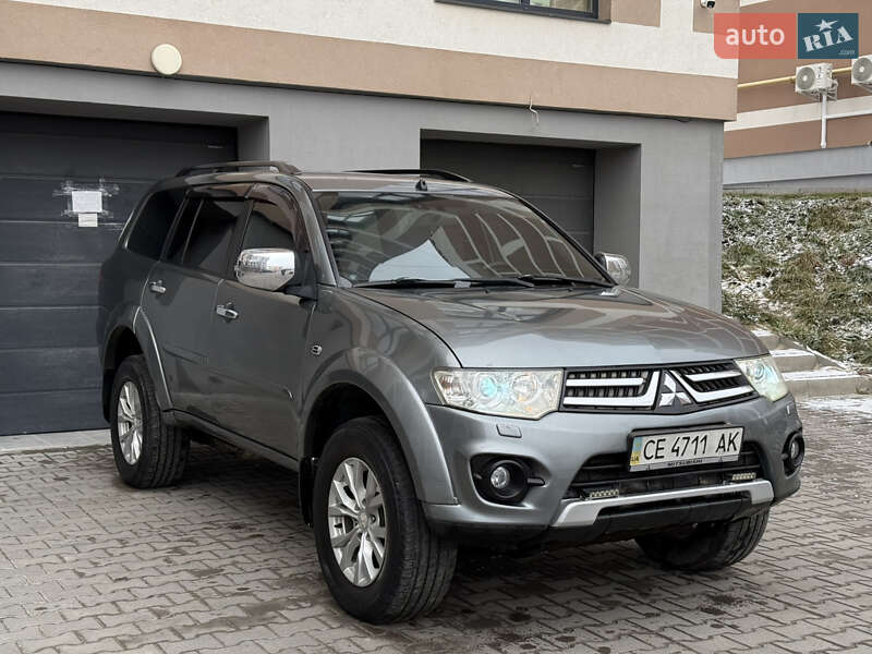 Mitsubishi Pajero (2013)
