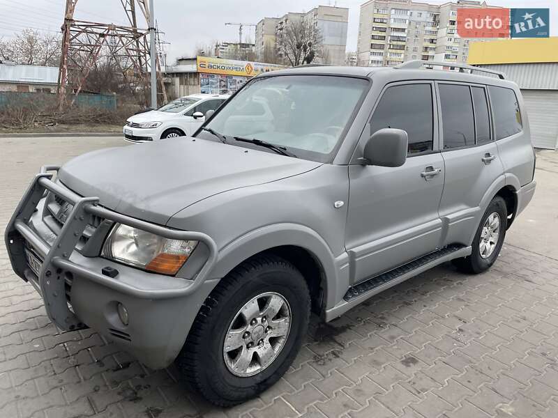 Mitsubishi Pajero (2007)