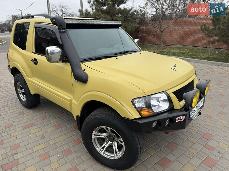 Mitsubishi Pajero (2005)