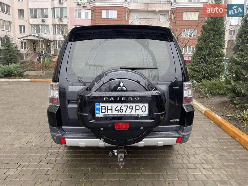 Mitsubishi Pajero (2008)