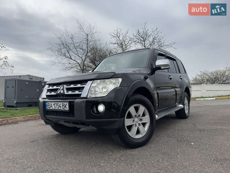 Mitsubishi Pajero (2007)