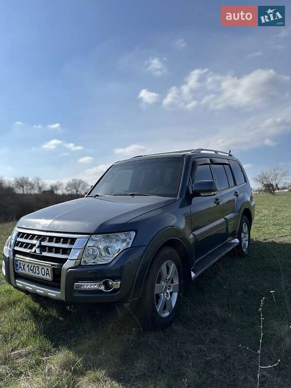 Mitsubishi Pajero (2006)