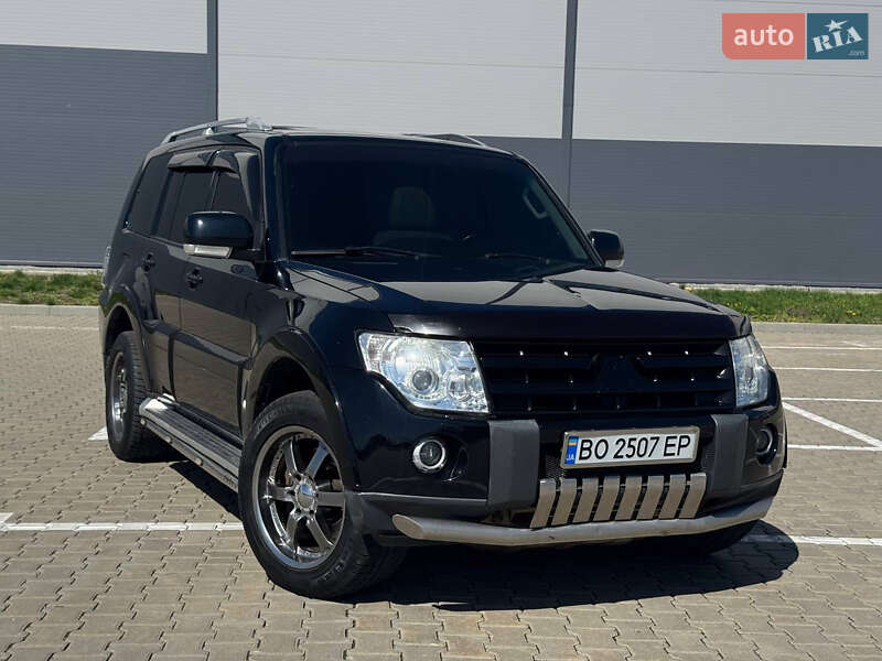 Mitsubishi Pajero (2007)