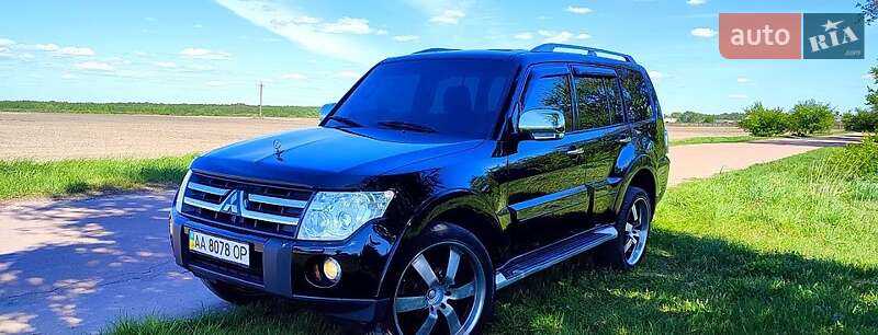 Mitsubishi Pajero (2007)