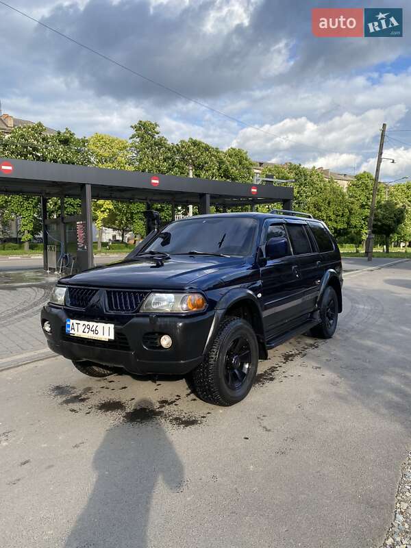 Mitsubishi Pajero (2005)