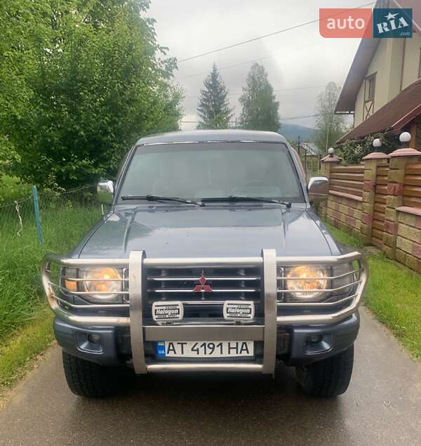 Mitsubishi Pajero (1998)