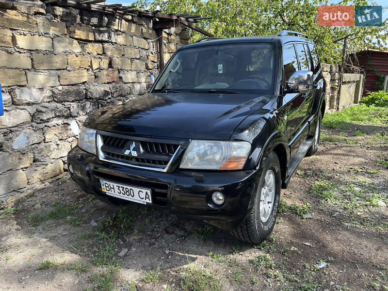 Mitsubishi Pajero (2006)