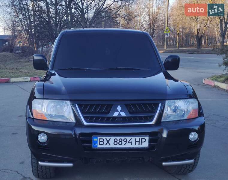 Mitsubishi Pajero (2003)